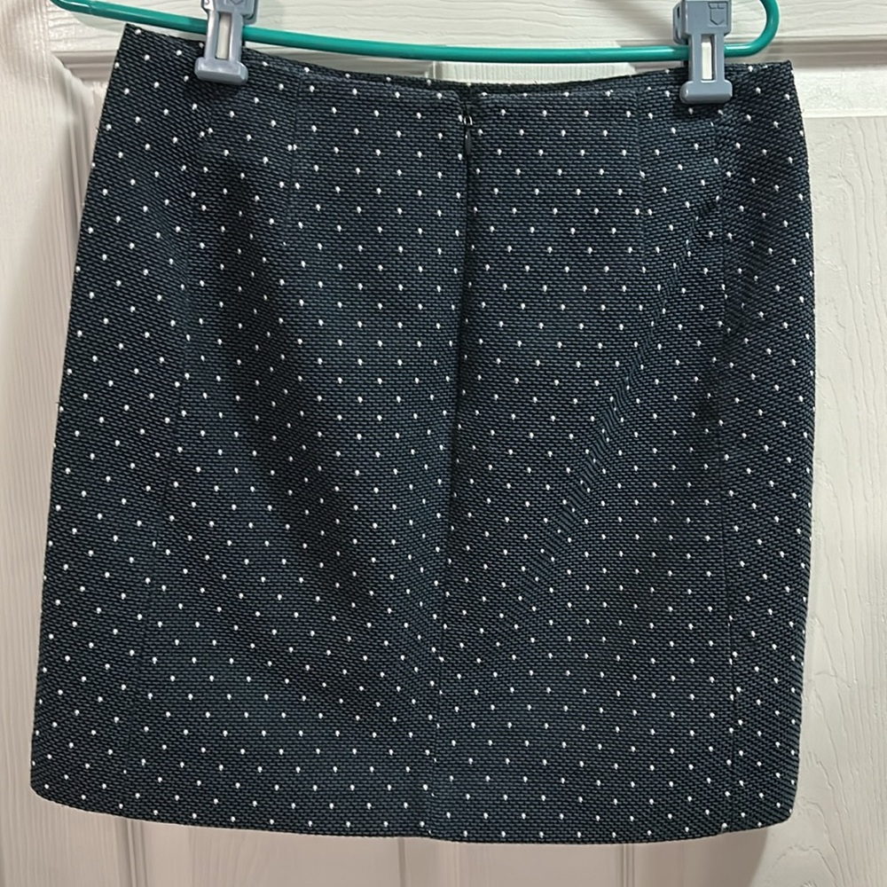 LOFT skirt - Picture 3 of 4